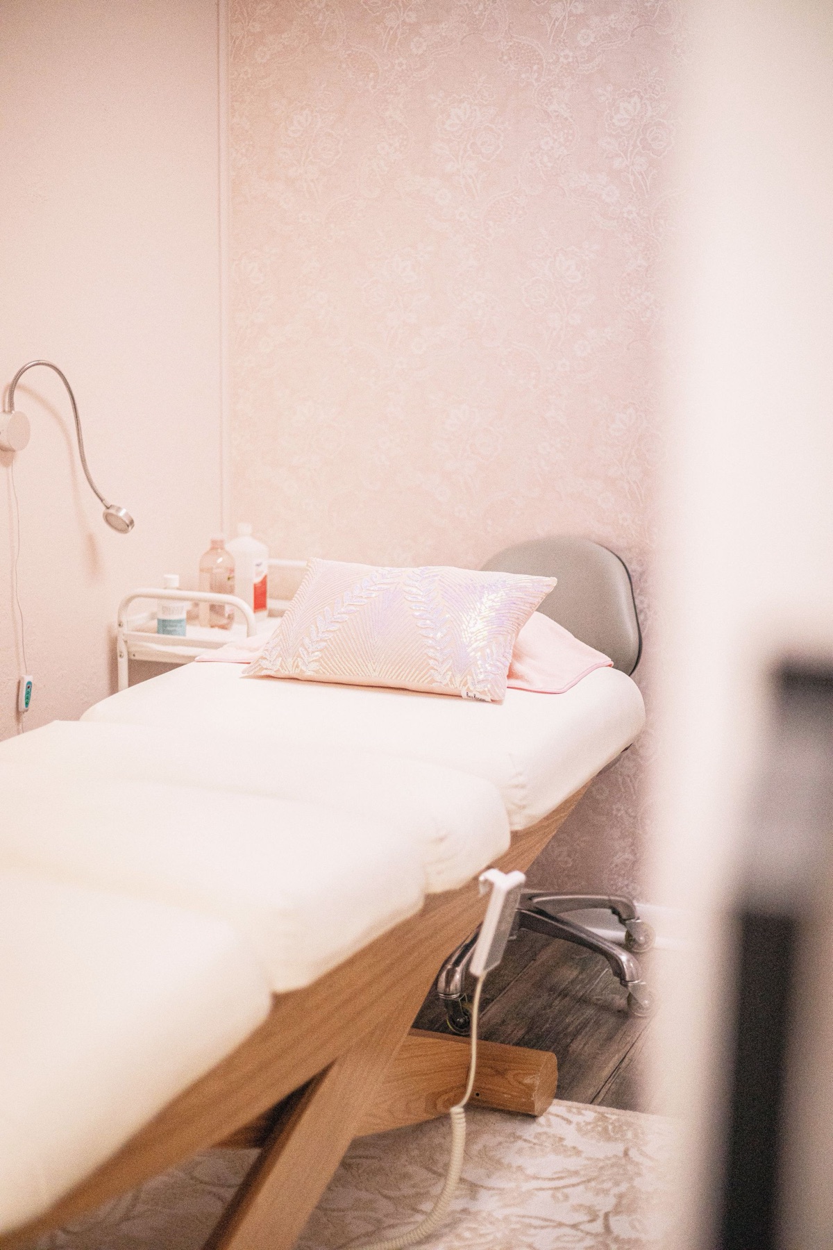 Alkaline Wash Facial in Bognor